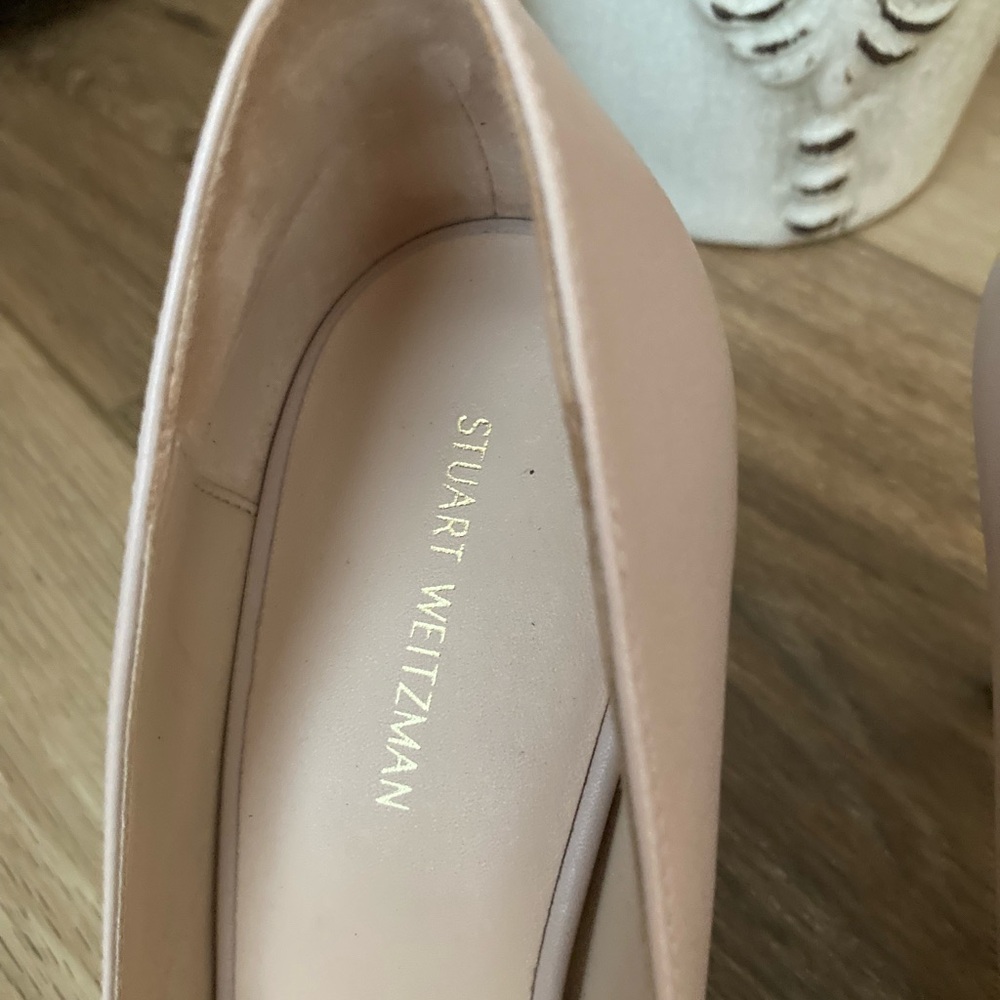 Stuart Weitzman Cream Heels - Picture 10 of 16